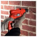 Furadeira Elétrica de Impacto TM500 de 560W 3/8" (10mm) Black+Decker