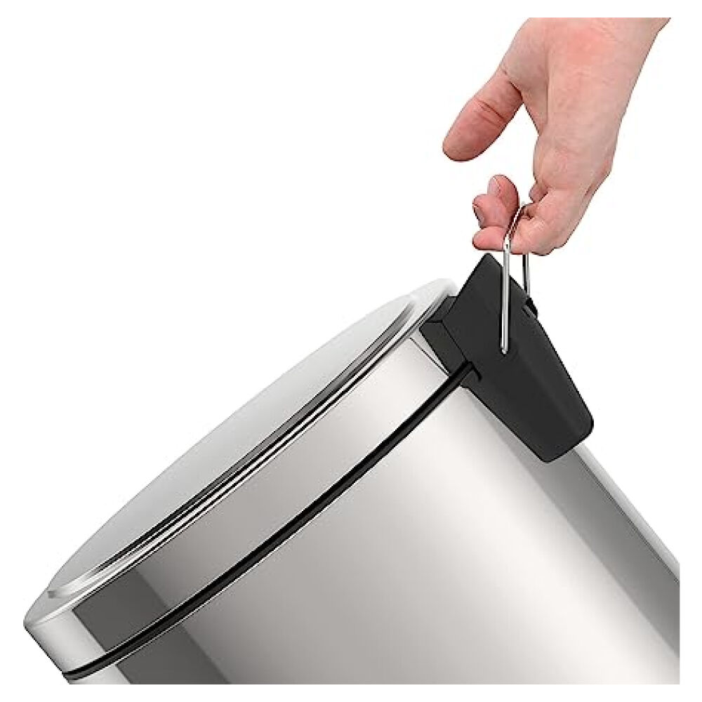 Lixeira Inox com Pedal Brasil com Acabamento Polido e Balde Interno Removível 20L Tramontina