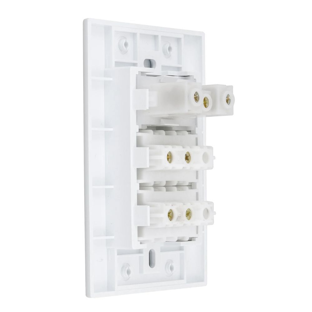 2 Interruptores Simples e Tomada 2P+T 10A/250V Modulare 1441 Fame