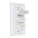 2 Interruptores Simples e Tomada 2P+T 10A/250V Modulare 1441 Fame